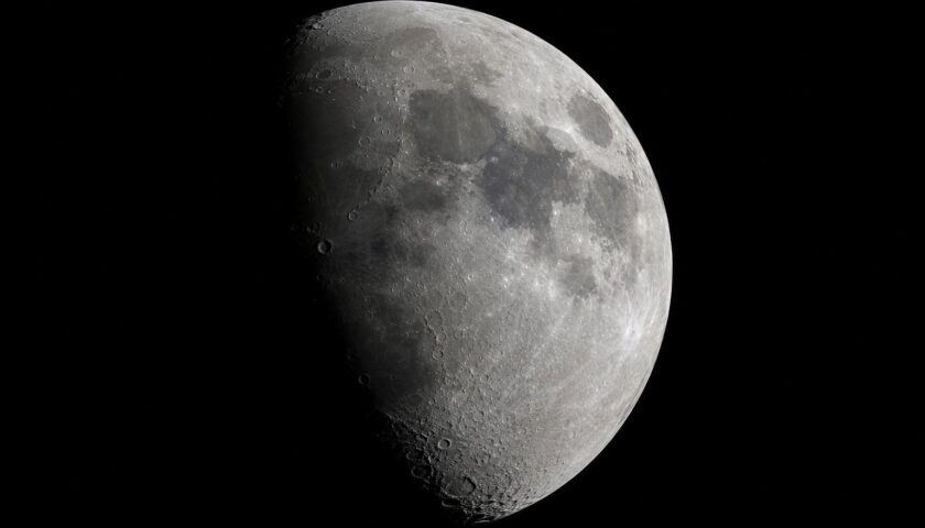 Moon Phase Today in Canada: What to See Tonight, When to Look, and How to Make the Most of It